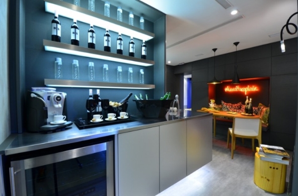 Biến khu bếp kỳ ảo với ánh sáng từ đèn&nbsp;LED