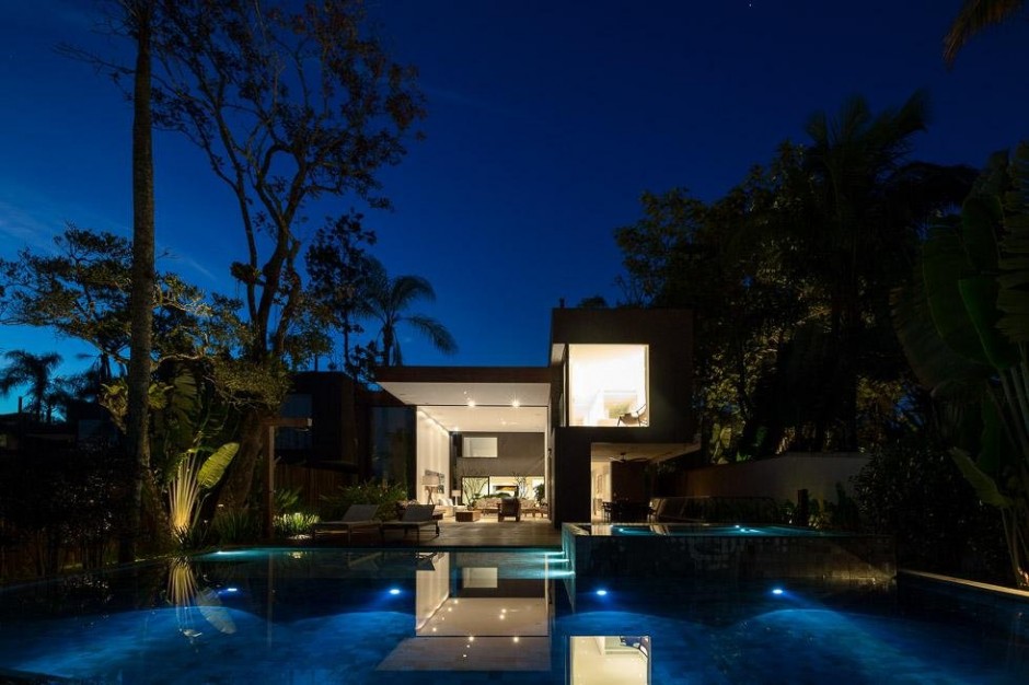 Biệt thự tối ưu hóa cảnh quan bên trong và ngoài trời ở&nbsp;Brazil