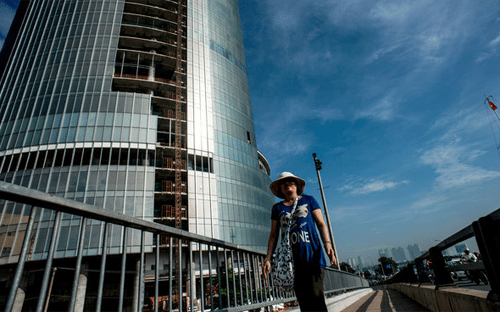 Báo Mỹ lạc quan dè chừng về bất động sản&nbsp;Việt