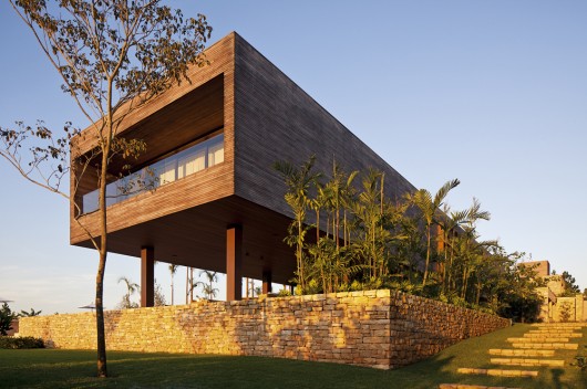 Nhà CT/ Hãng Bernardes + Jacobsen&nbsp;Arquitetura